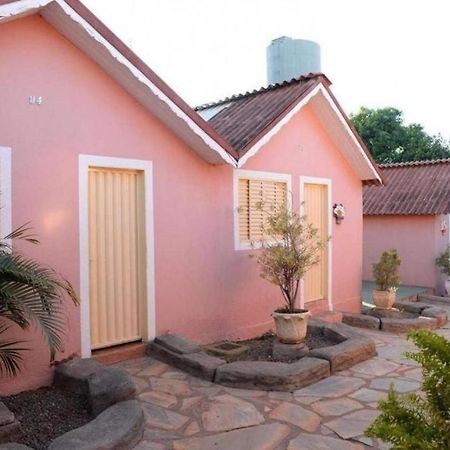 Pousada Ln Caldas Novas Bagian luar foto